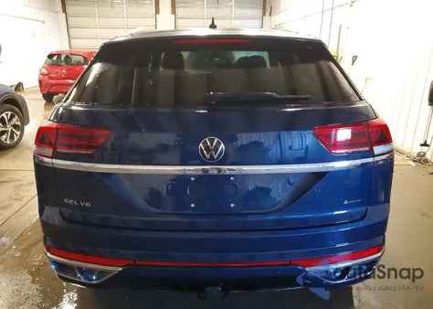 2023 Volkswagen Atlas Cross Sport Sel Premium R-Line z USA, uszkodzony, nr VIN 1V2FE2CA4PC209471